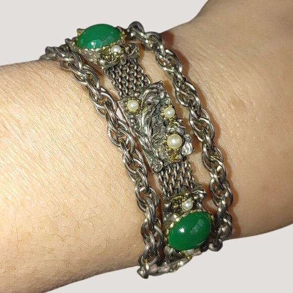 Unknown Jewelry - Bracelet Green Stone Cabochons Vintage Art Deco Silver Tone Faux Pearl Accents